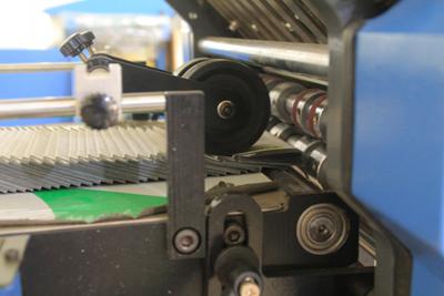 Машина для складывания бумаги с независимым ножом PRY-660T 6