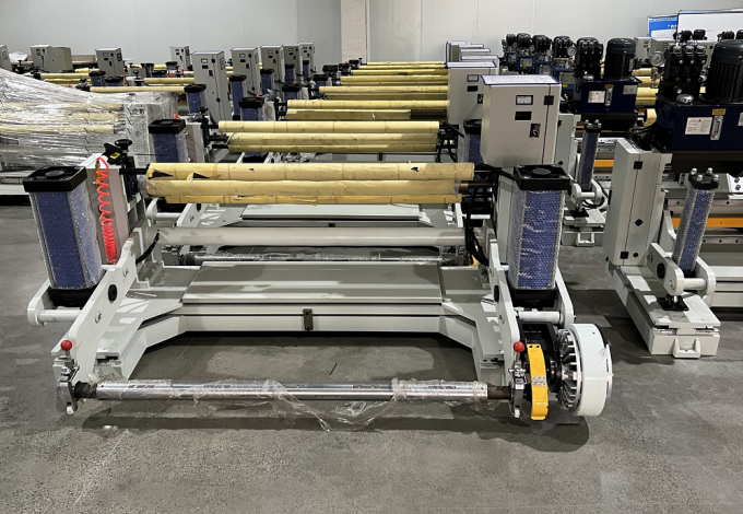 ПОЛНОАВТОМАТИЧЕСКАЯ ЛАМИНАЦИОННАЯ МАШИНА ПРИ-ЭР 5