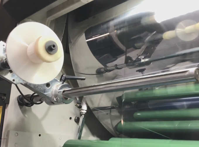 ПОЛНОАВТОМАТИЧЕСКАЯ ЛАМИНАЦИОННАЯ МАШИНА ПРИ-ЭР 13